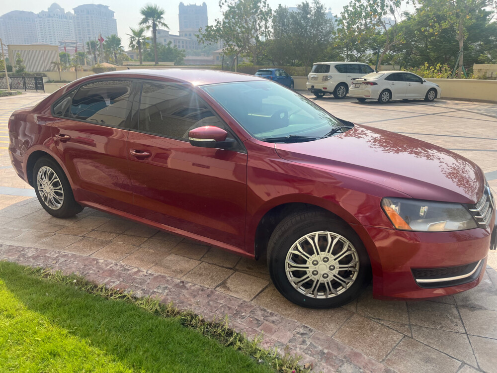 Volkswagen Passat 2015 - Image 2