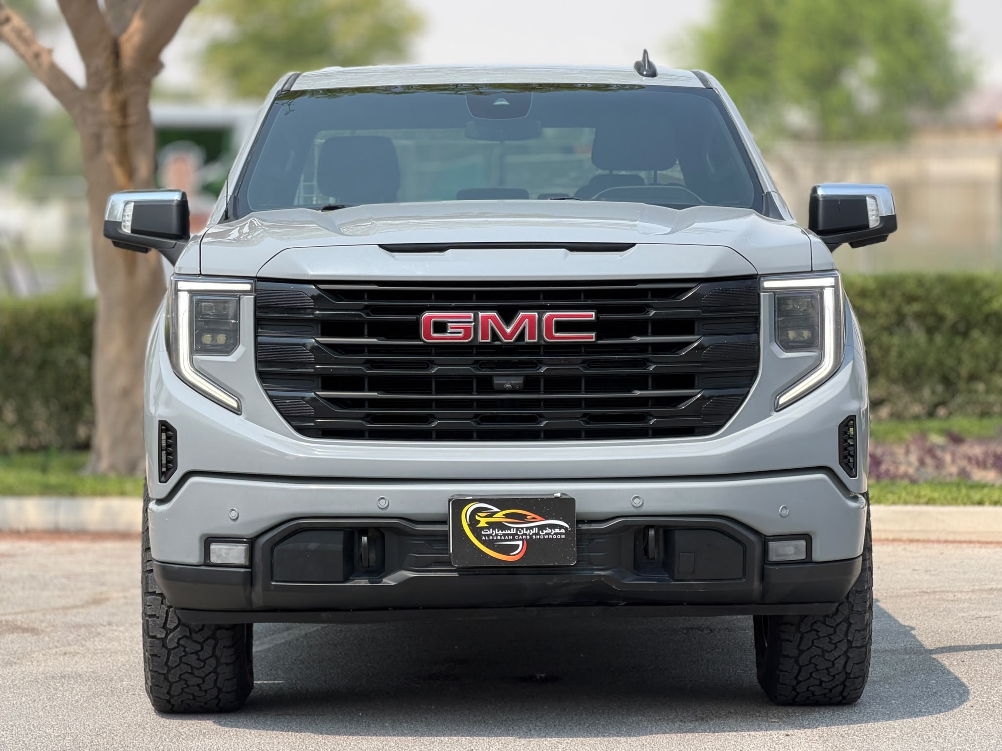 GMC Sierra Elevation  2024 - Image 2