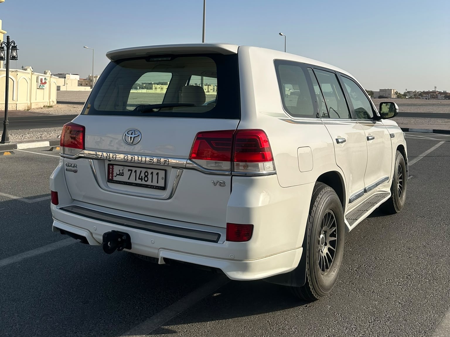تويوتا لاند كروزر جي اكس ار v8 2016 - Image 3