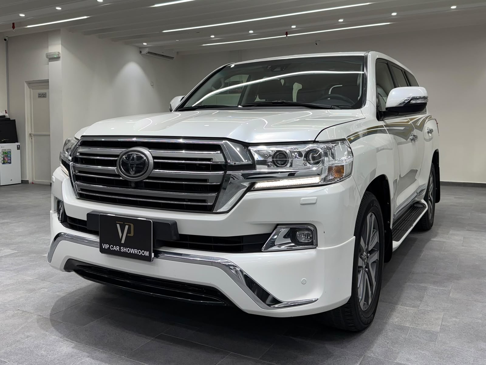 Toyota Land Cruiser VX.R 2016 - Image 3