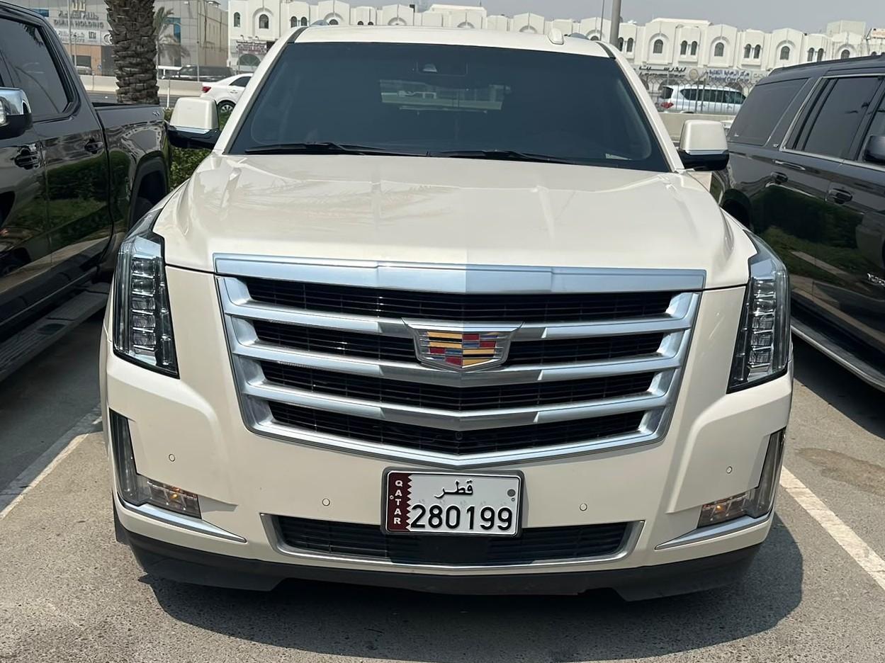 Cadillac Escalade Platinum 2015 - Image 2