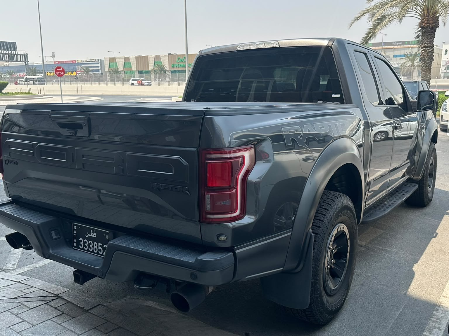 Ford Raptor 2018 - Image 4