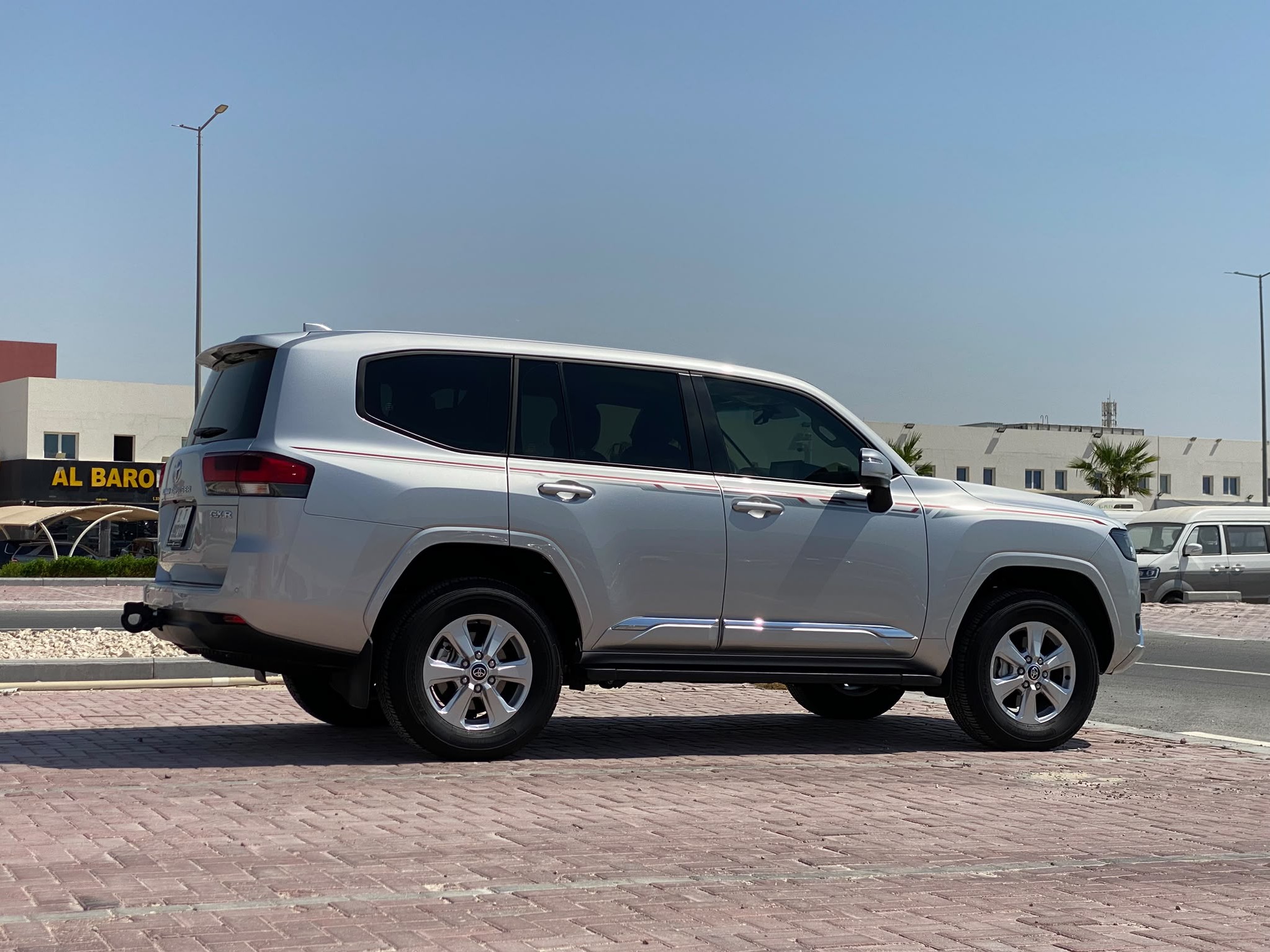 Toyota Land Cruiser GX.R 2026 - Image 4