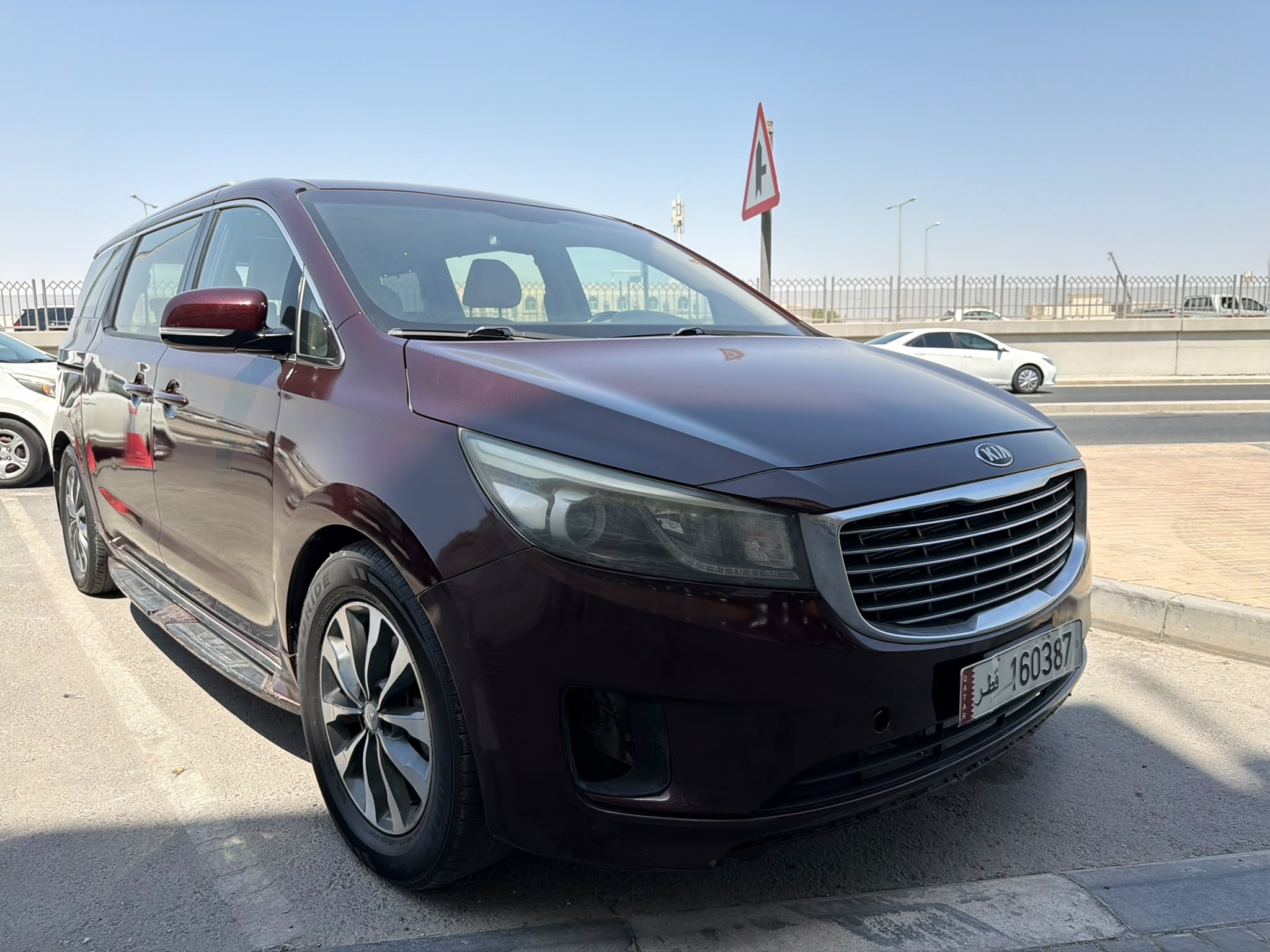 Kia Carnival 2016 - Image 1