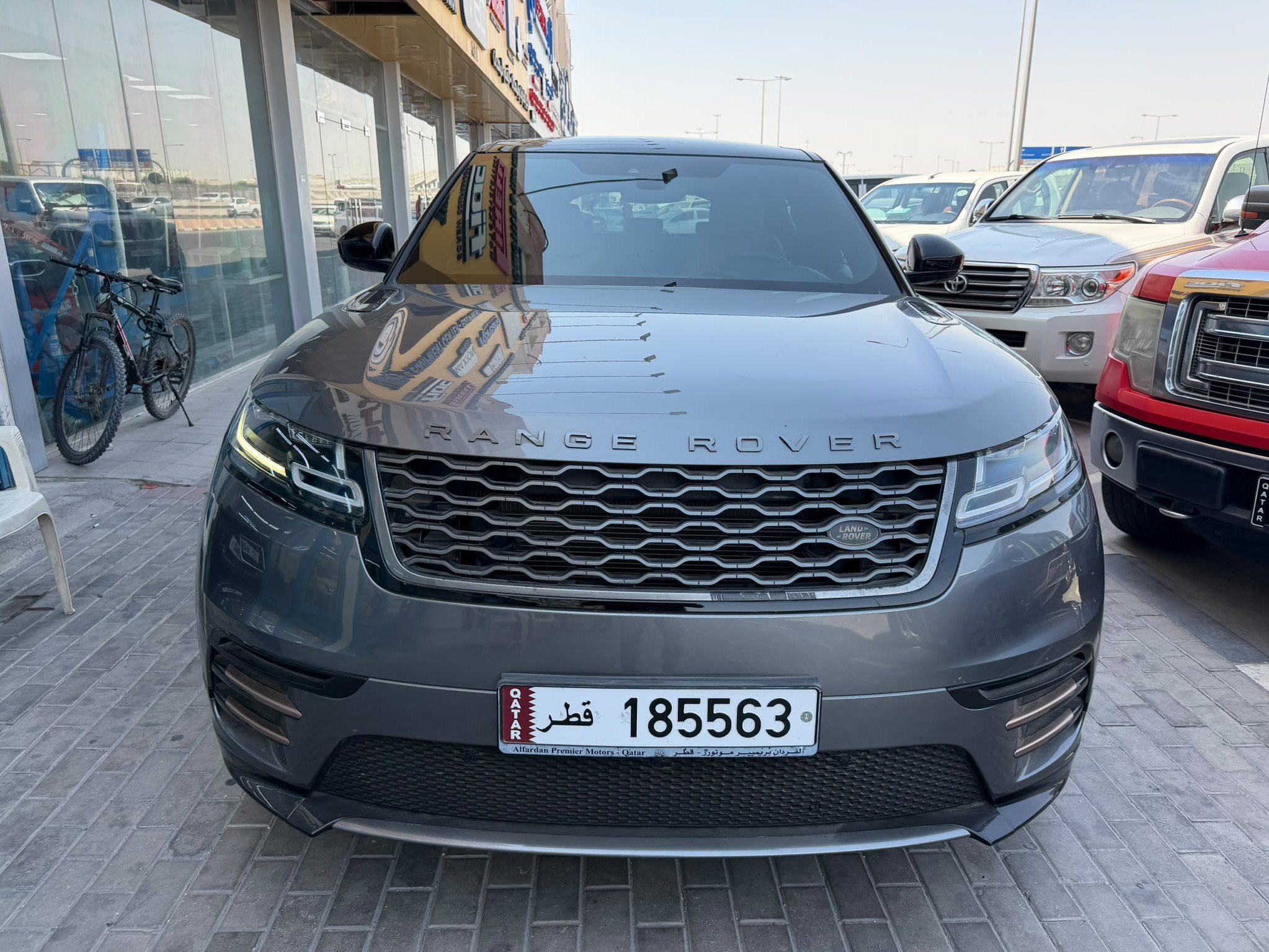 Land Rover Range Rover Velar 2018 - Image 2