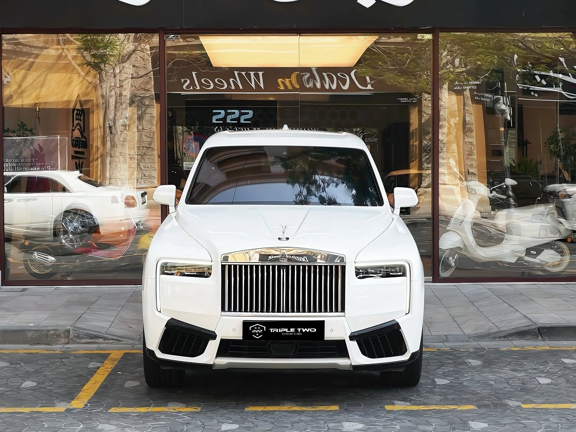 Rolls-Royce Cullinan 2026 - Image 2