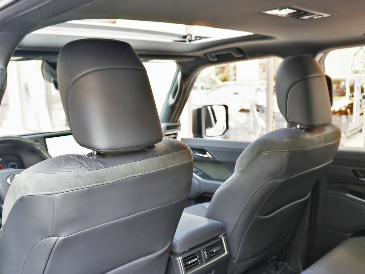 Lexus GX 550 2024 - Image 4