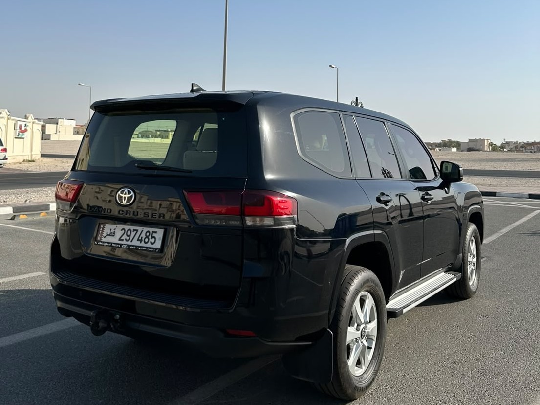 Toyota Land Cruiser GX 2024 - Image 3