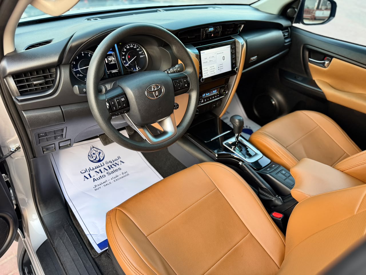 Toyota Fortuner V6 2025 - Image 2