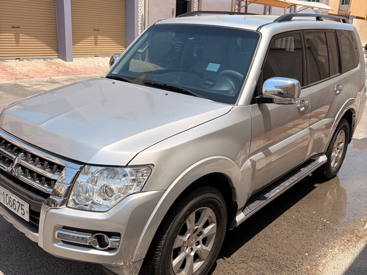 Mitsubishi Pajero 3.8 2020 - Image 3