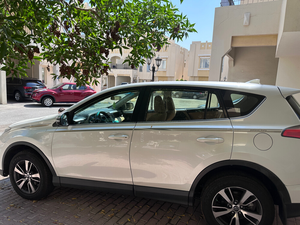Toyota RAV4 2017 - Image 3