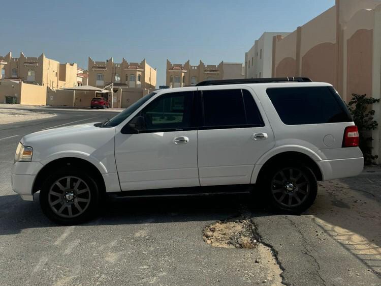 Ford Expedition 2012 - Image 3