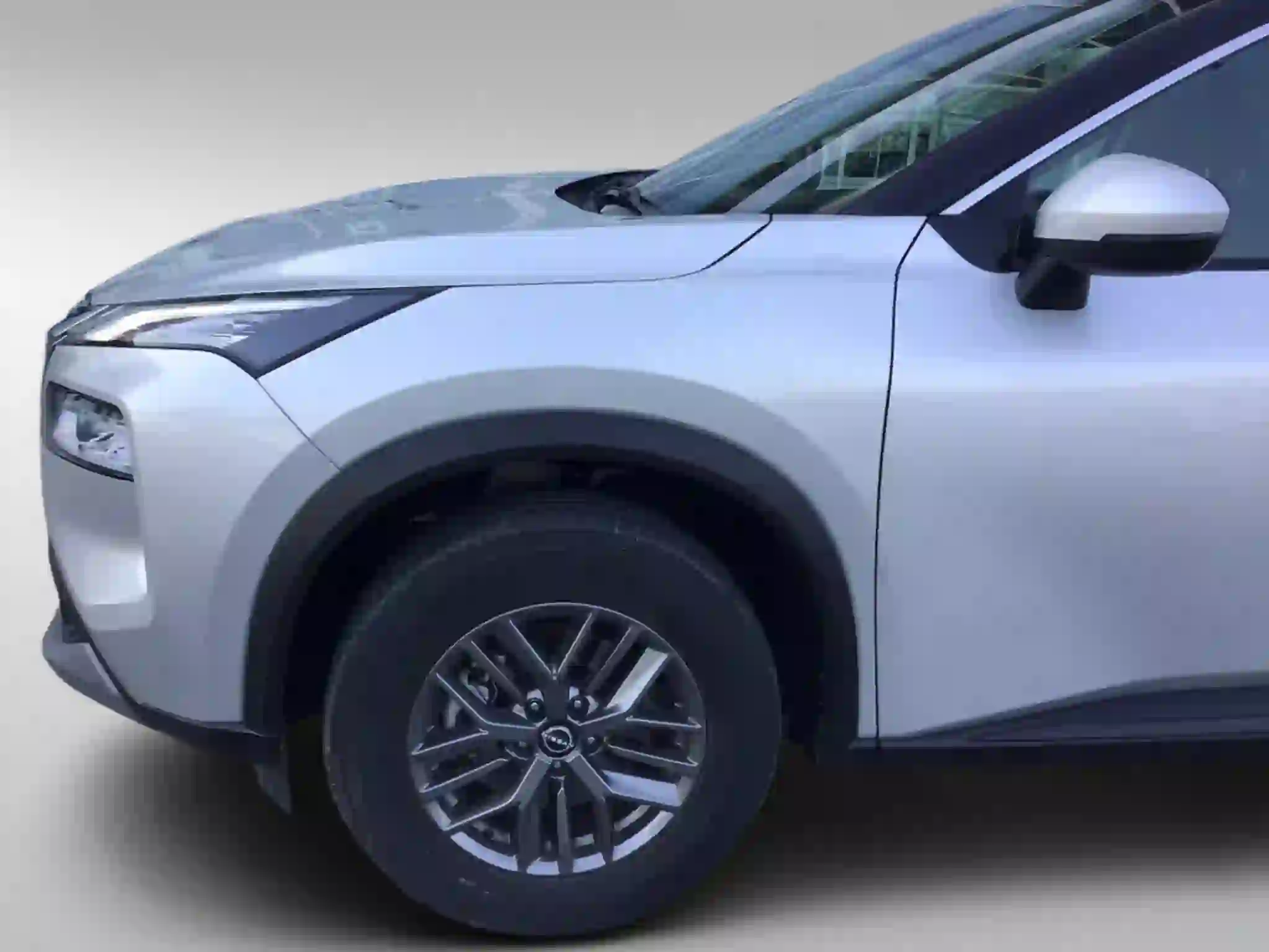 Nissan X-Trail Standard 2024 - Image 3