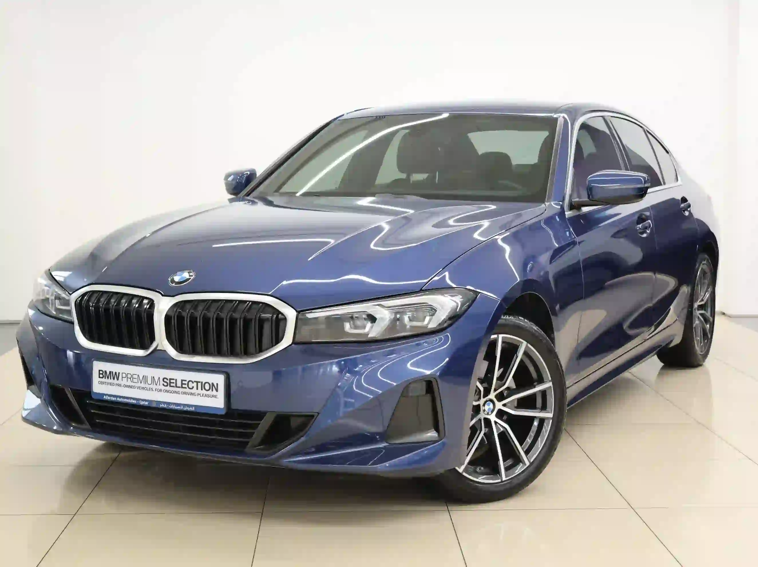 BMW 3-Series 320 i 2023 - Image 1