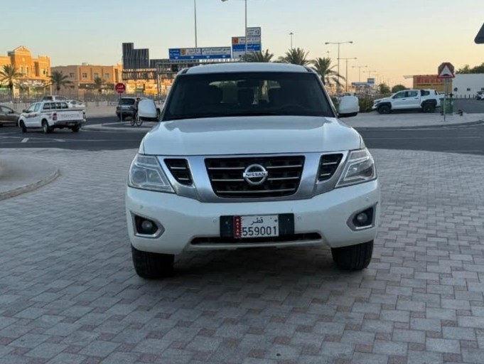 Nissan Patrol SE 2014 - Image 2