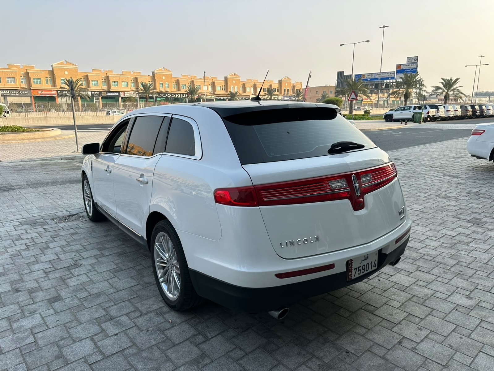 Lincoln MKT 2016 - Image 3