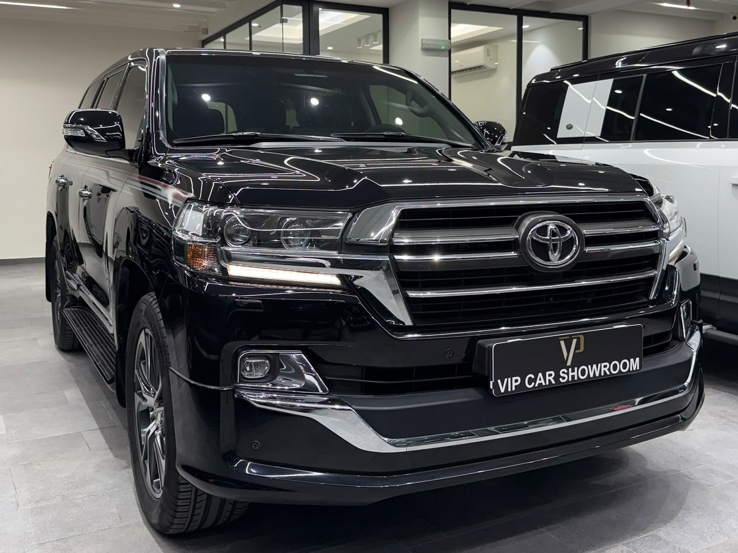 Toyota Land Cruiser GXR Grand Touring 2020 - Image 1