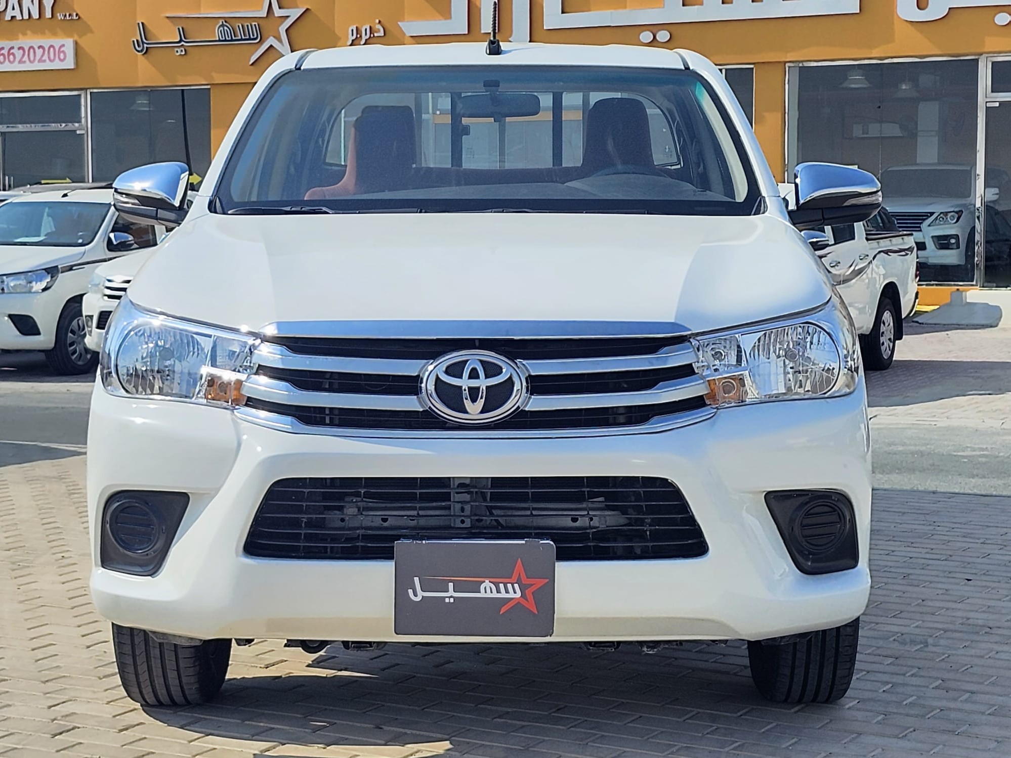 Toyota Hilux 2024 - Image 2