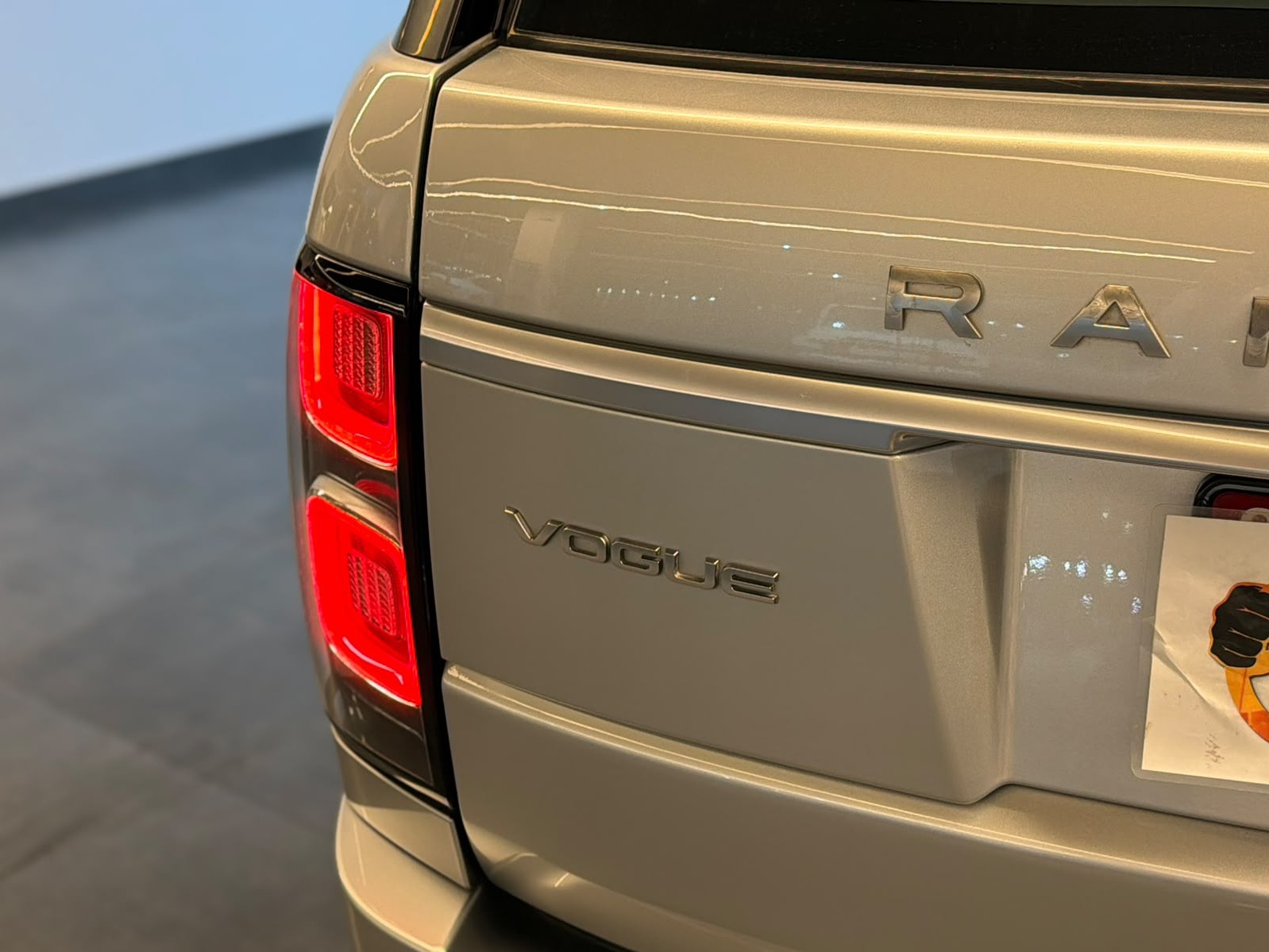 Land Rover Range Rover Vogue SuperCharged 2019 - Image 4