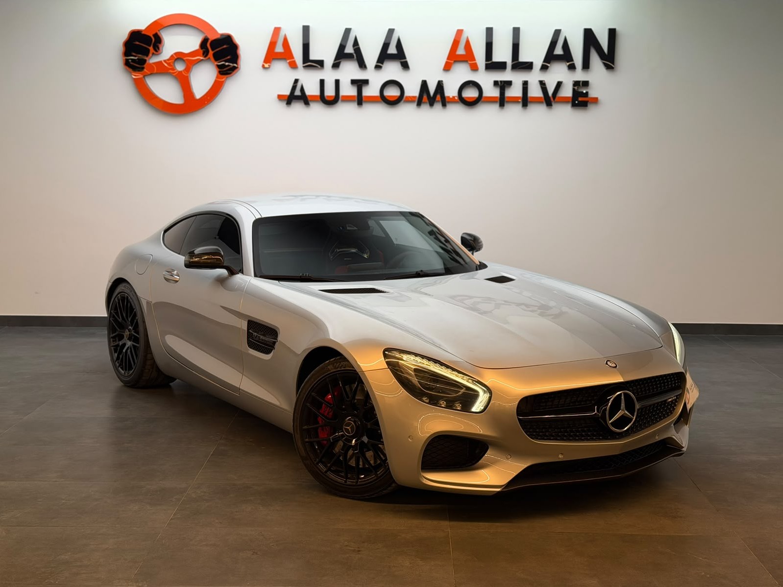 Mercedes-Benz GT 63s 2015 - Image 1