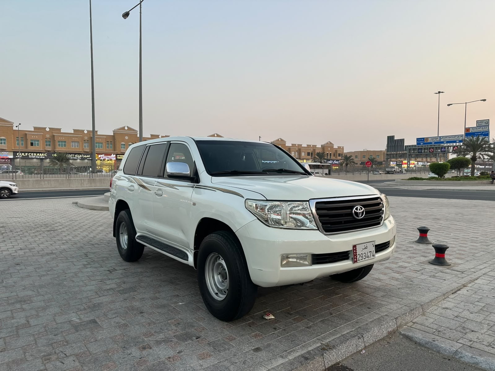 Toyota Land Cruiser G Limited 2011 - Image 3