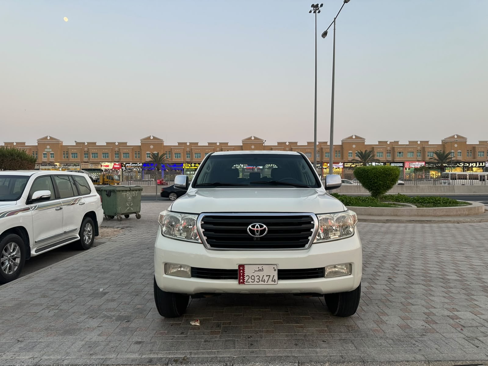 Toyota Land Cruiser G Limited 2011 - Image 2
