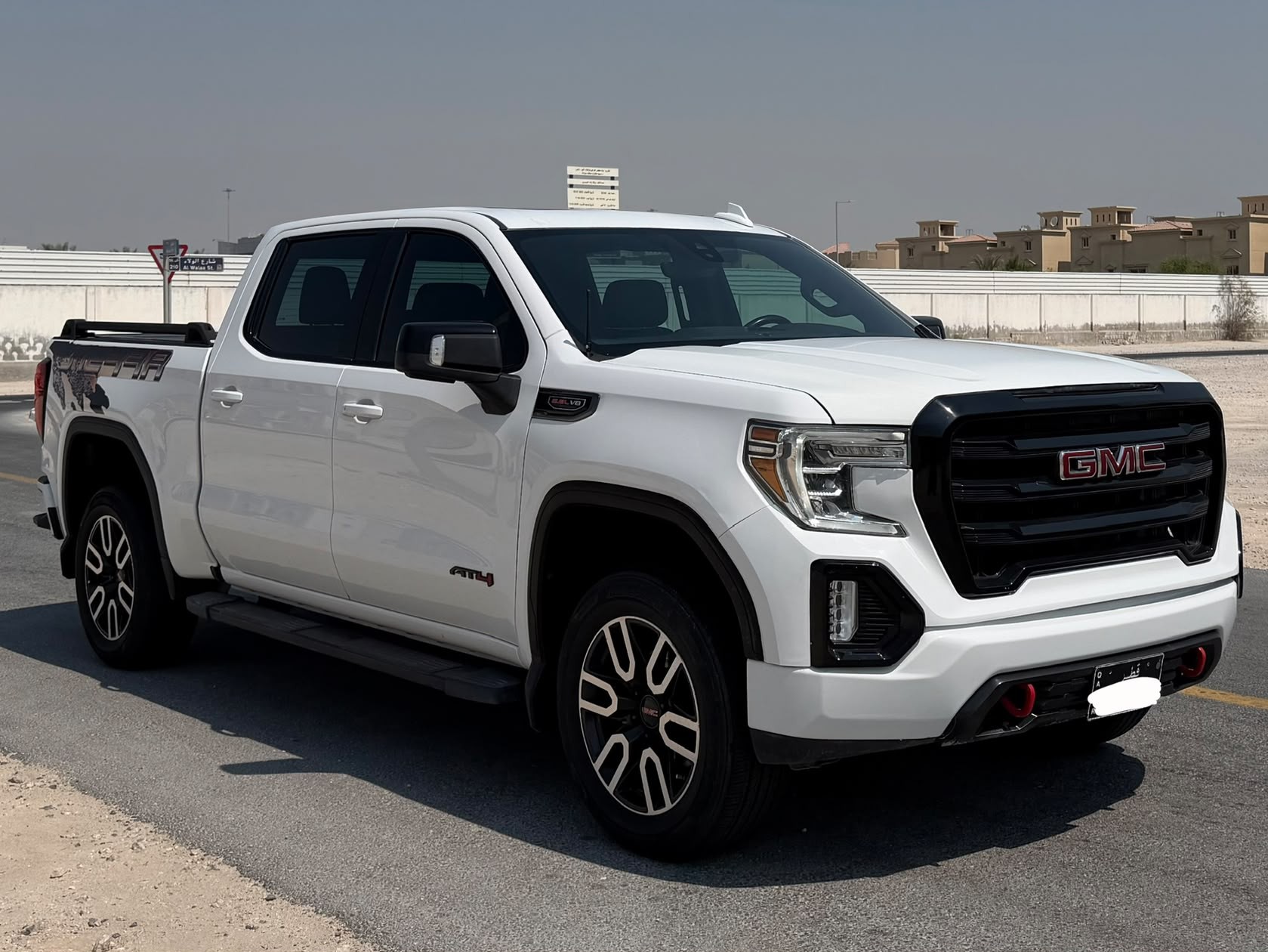 GMC Sierra AT4 2019 - Image 1
