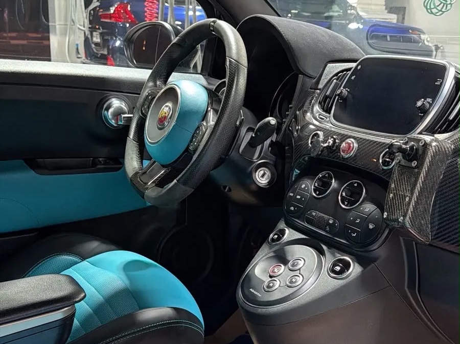 فيات 595 Abarth 2020 - Image 3