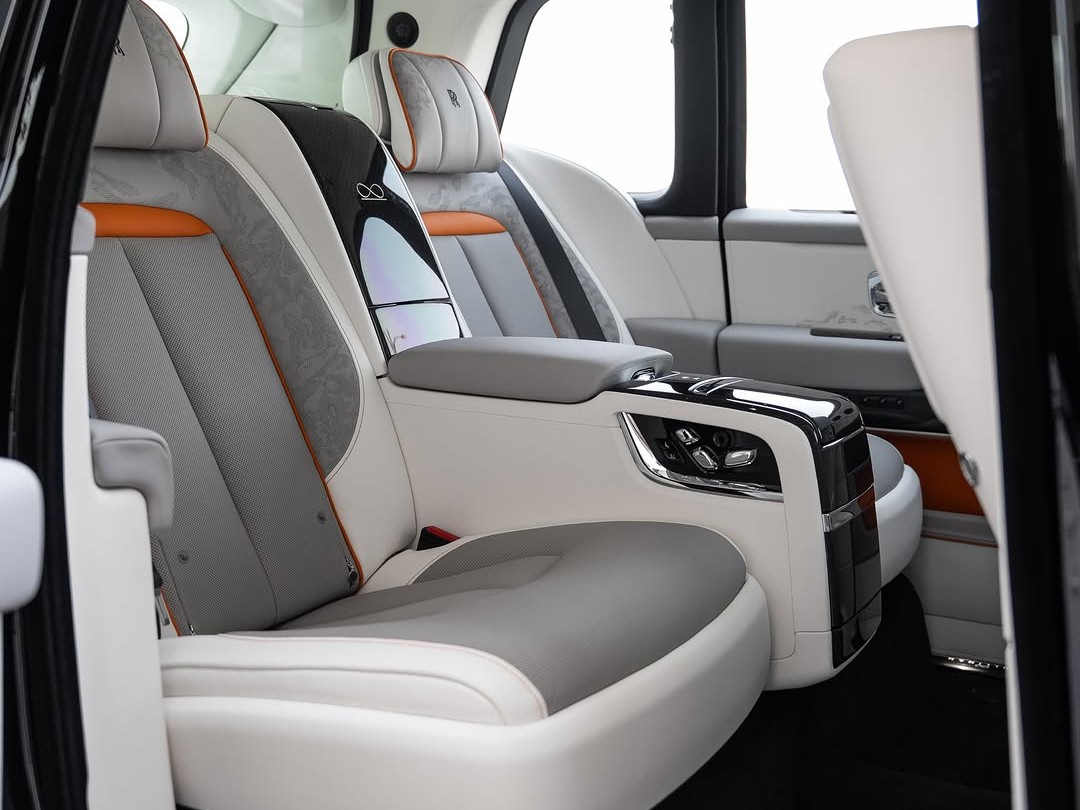 Rolls-Royce Cullinan Black Badge 2026 - Image 3