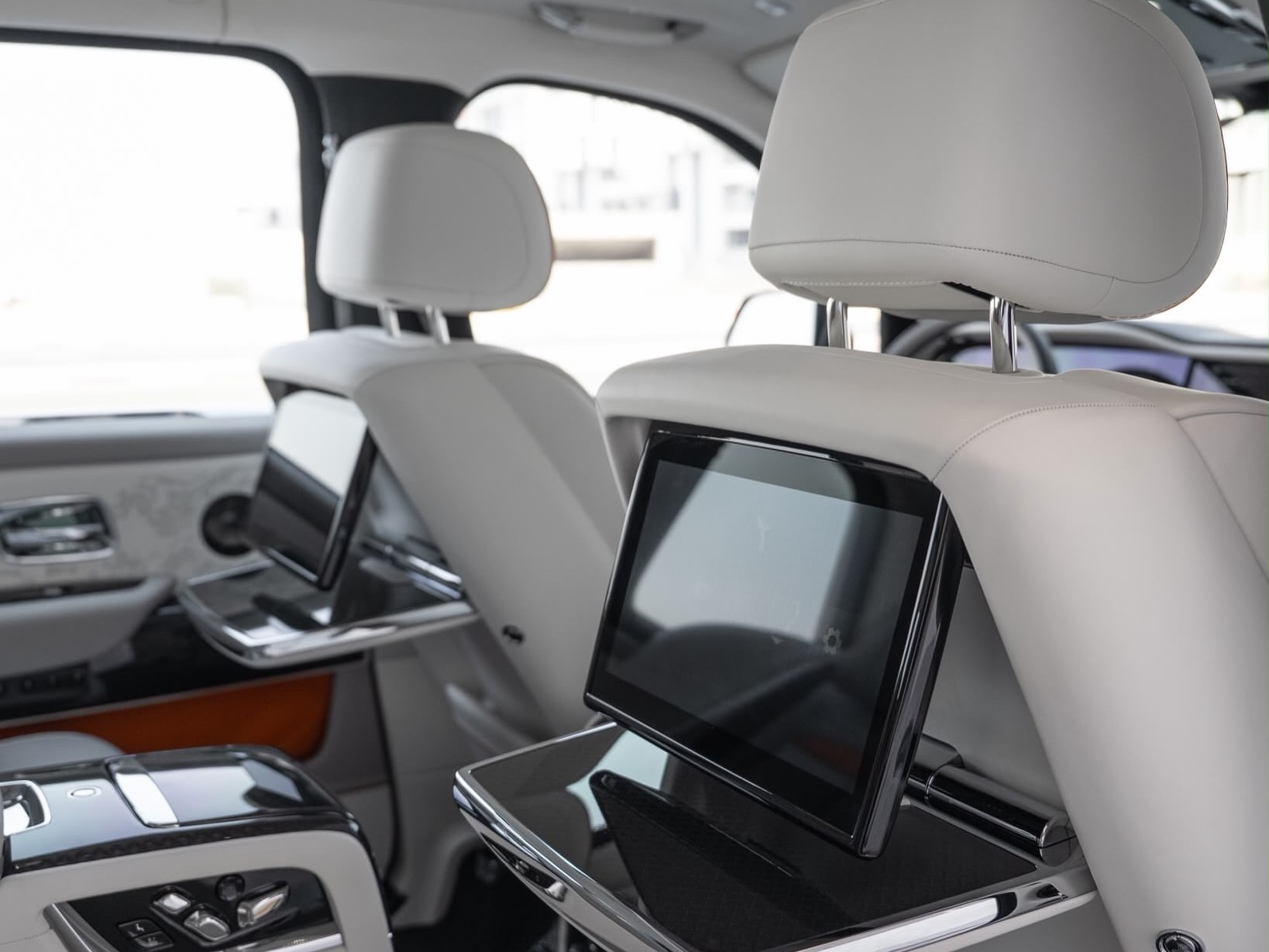 Rolls-Royce Cullinan Black Badge 2026 - Image 4