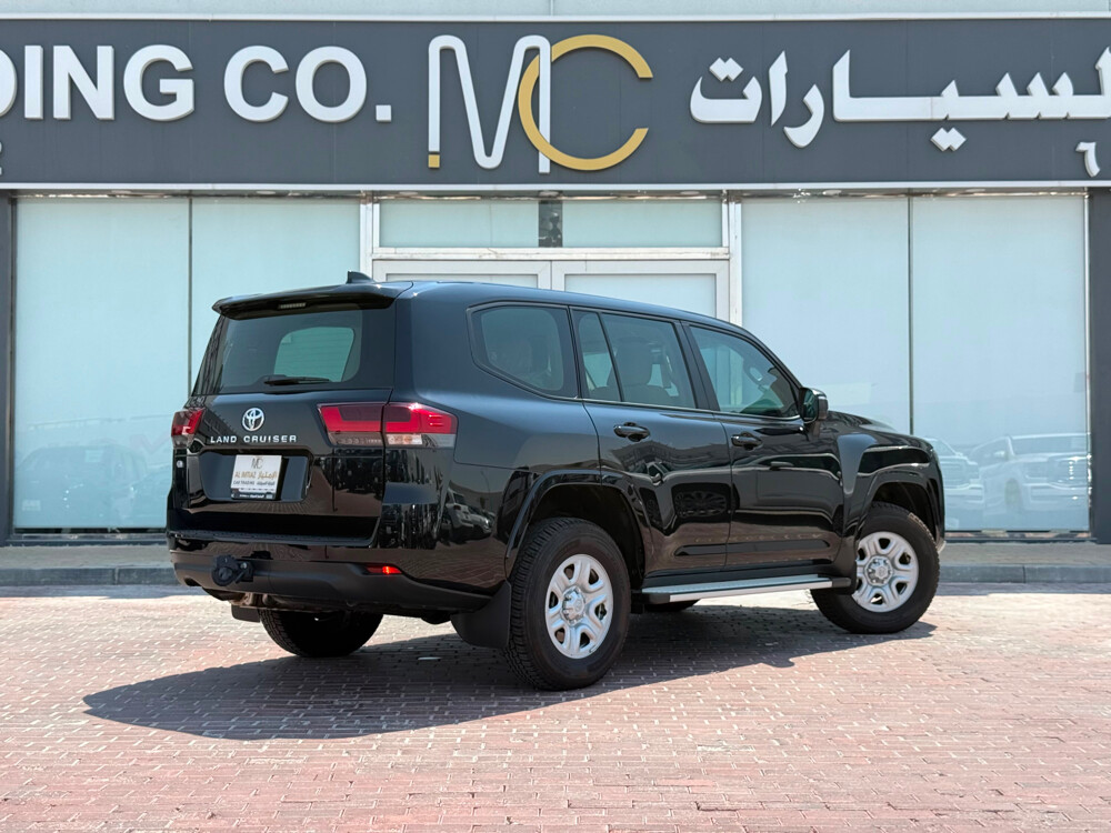 Toyota Land Cruiser GX 2026 - Image 4