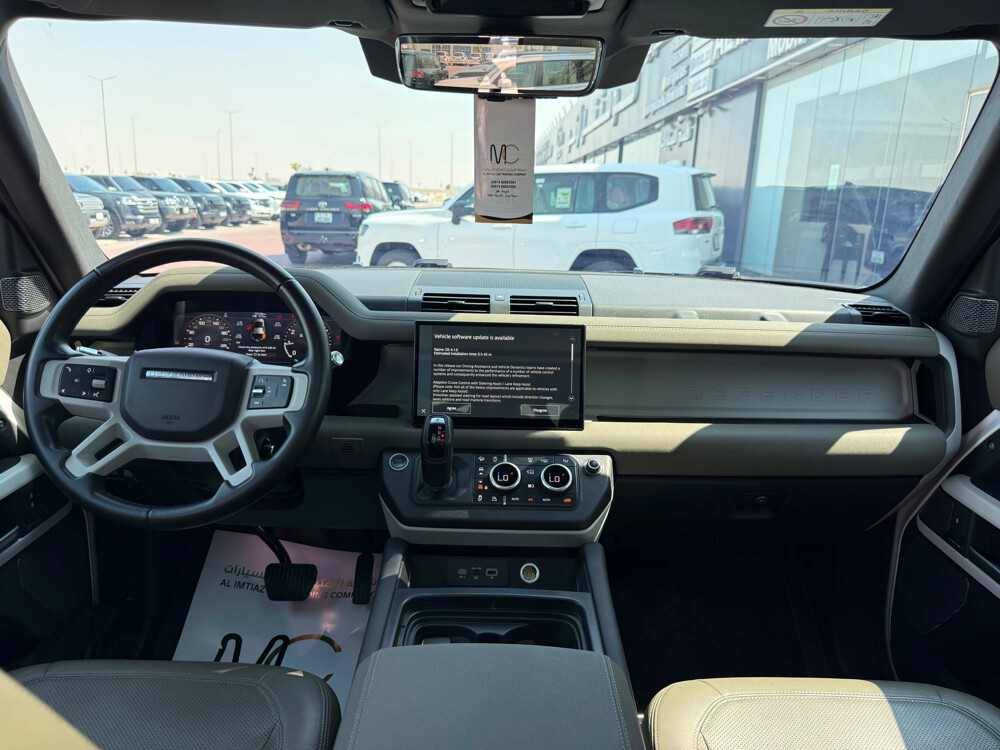 Land Rover Defender 110 SE 2022 - Image 4