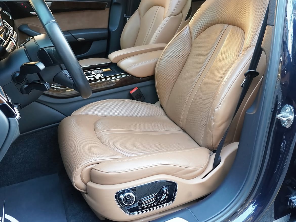 Audi A8 L  2016 - Image 3