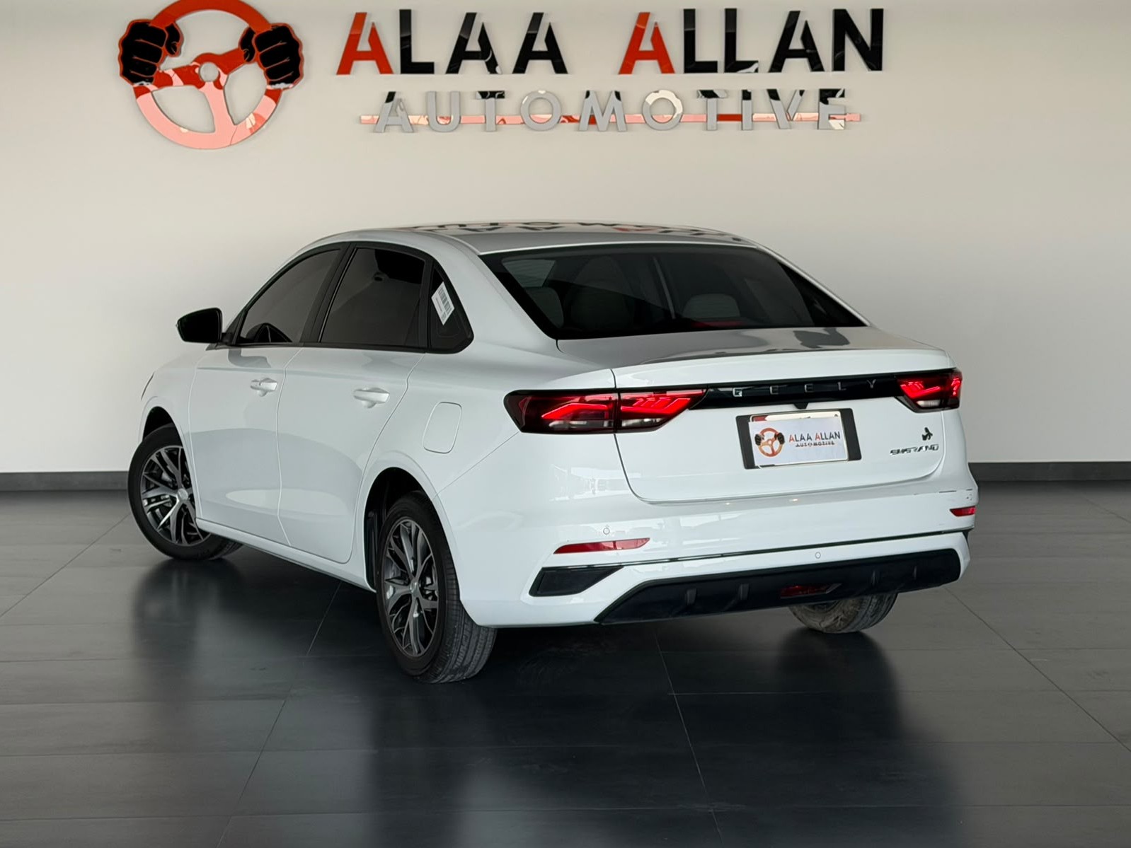 Geely  Emgrand 2025 - Image 3