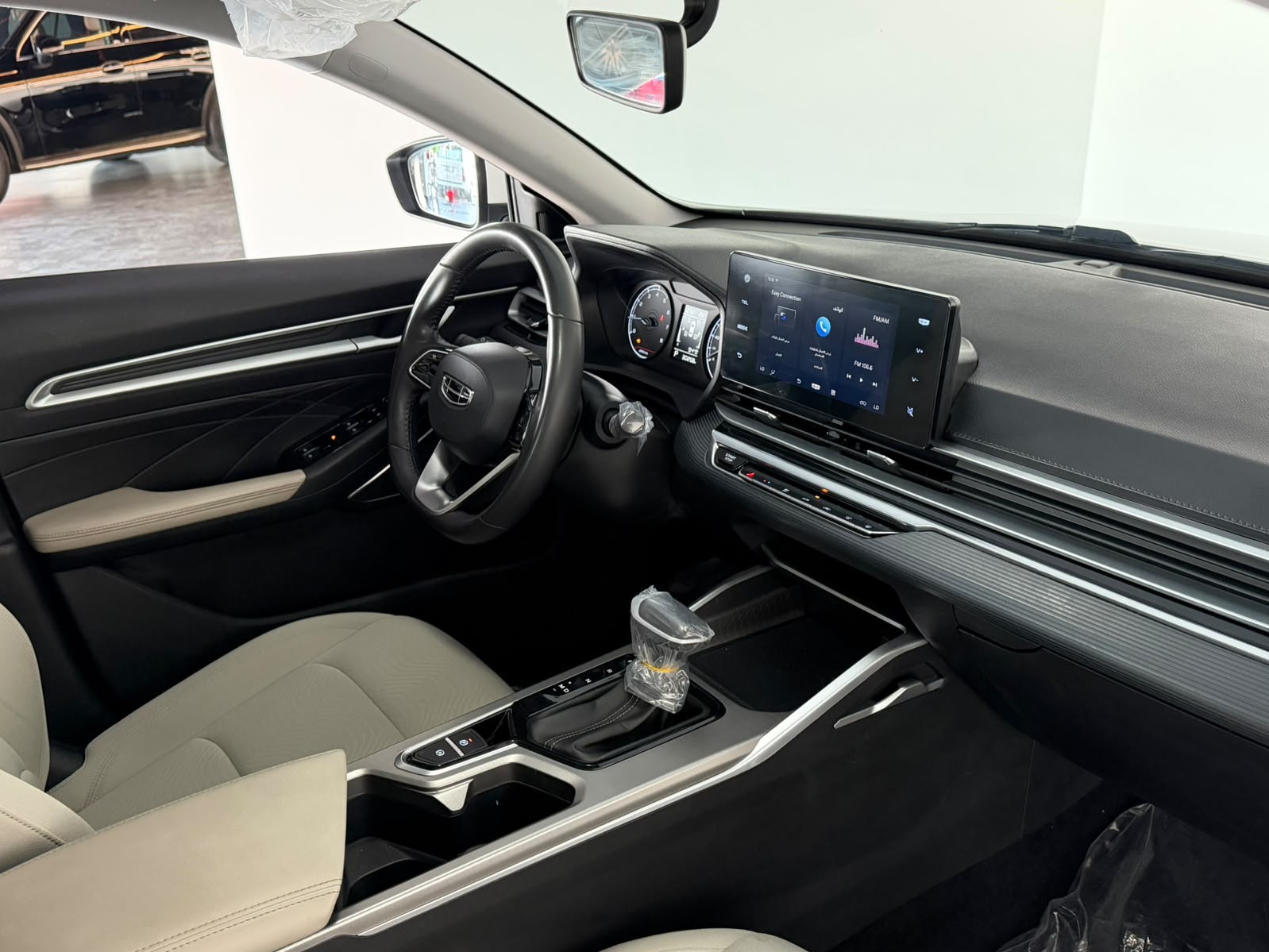 Geely  Emgrand 2025 - Image 4