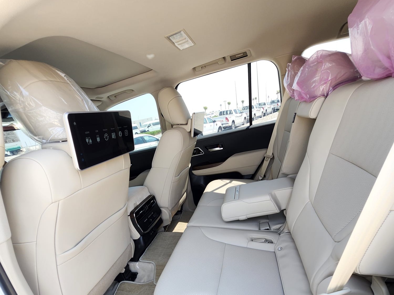 Toyota Land Cruiser VX.R 2020 - Image 3