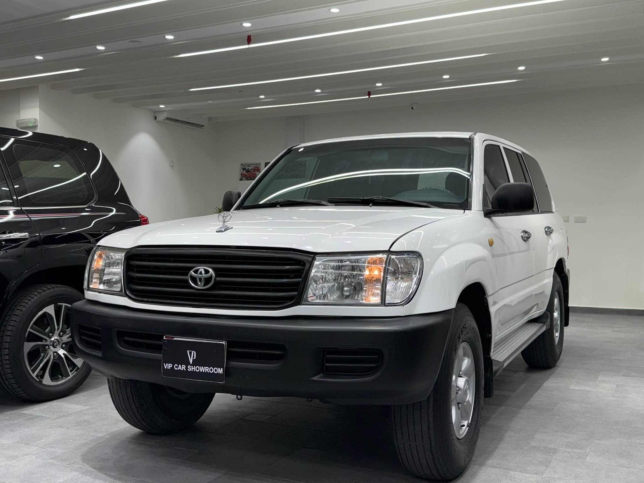 Toyota Land Cruiser G standard 2002 - Image 4