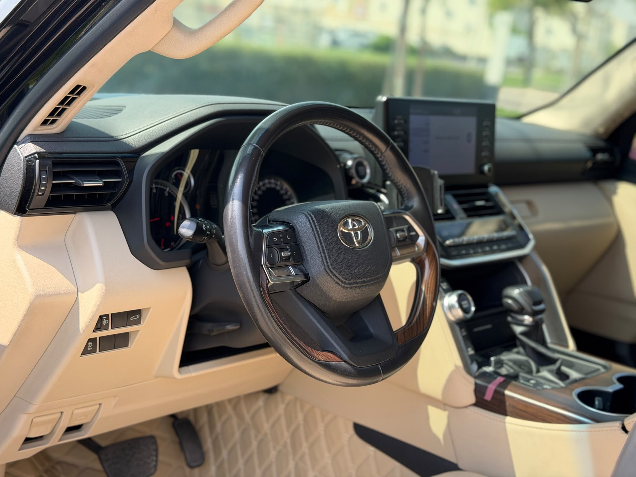 Toyota Land Cruiser GX.R 2022 - Image 3