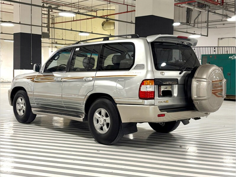 Toyota Land Cruiser GX.R 2007 - Image 2