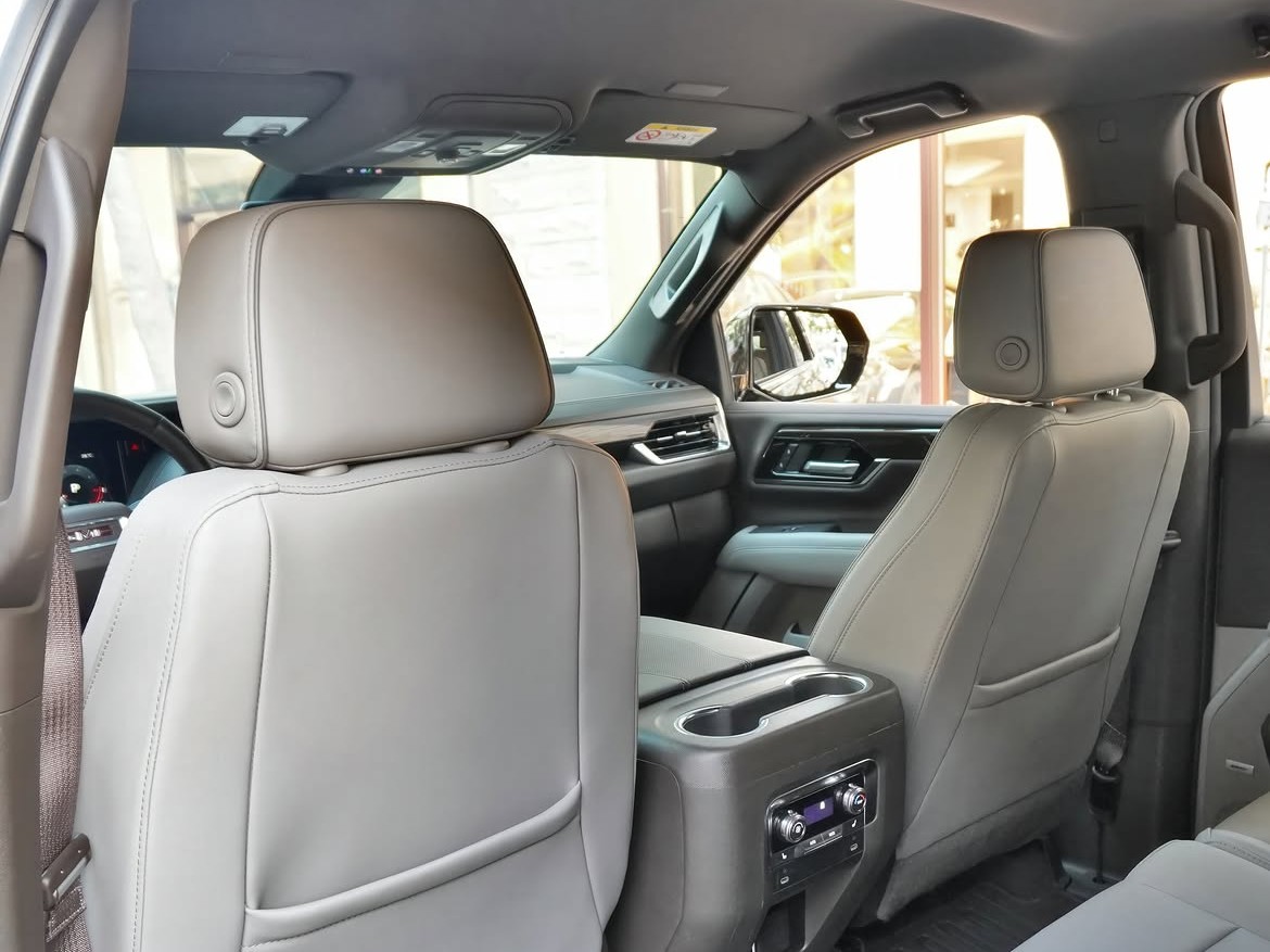 GMC Yukon ELEVATION 2026 - Image 3
