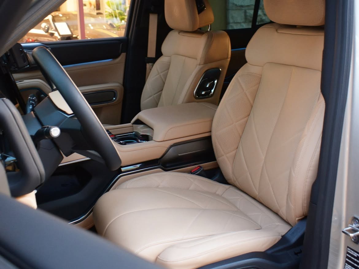 BYD DENZA 8 2027 - Image 3