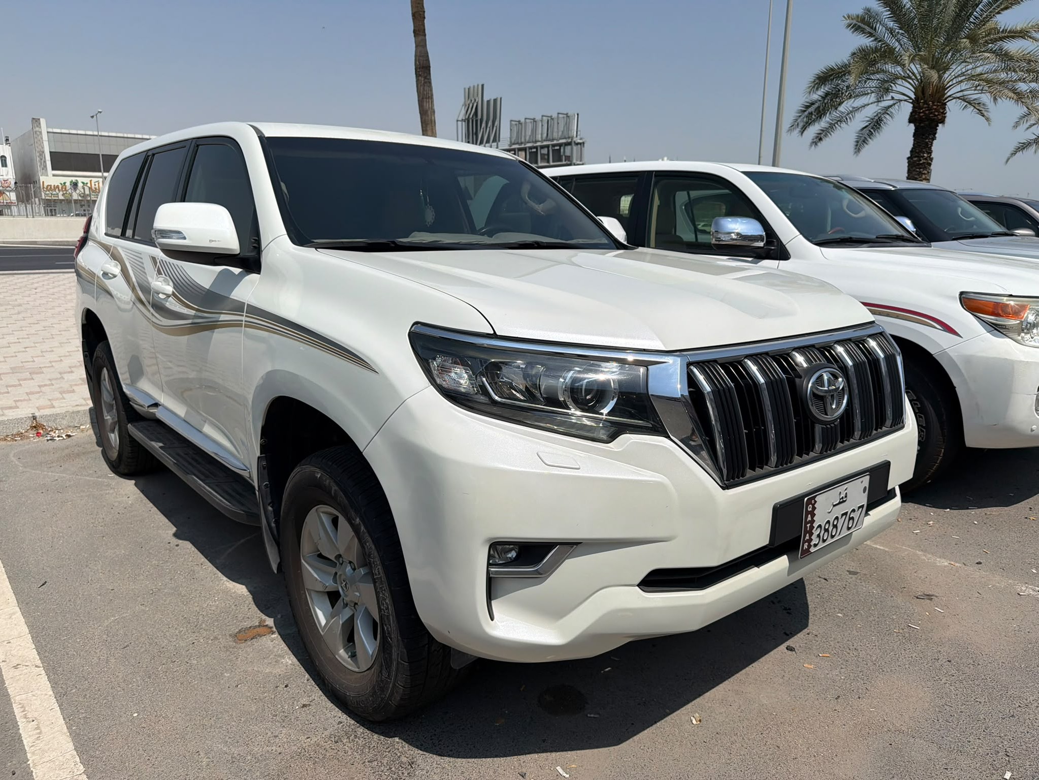 تويوتا برادو تي اكس ال  6 سلندر 2019 - Image 1
