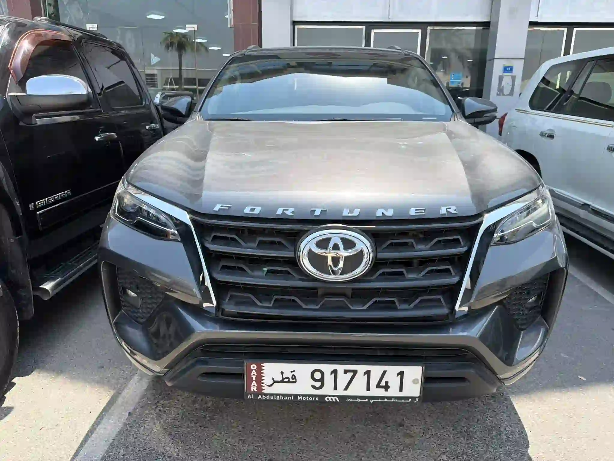 Toyota Fortuner V6 2024 - Image 2