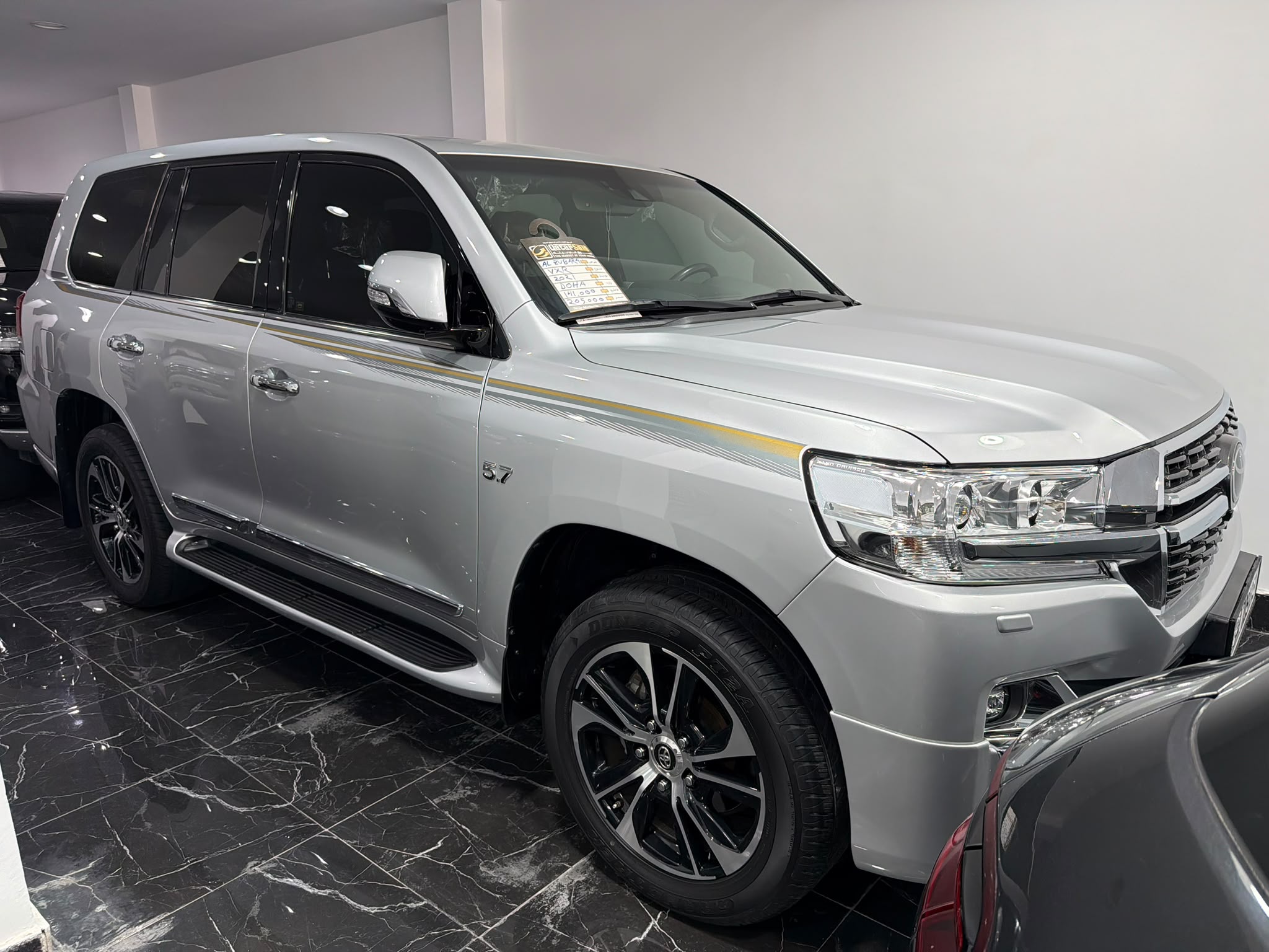 Toyota Land Cruiser VX.R 2021 - Image 1