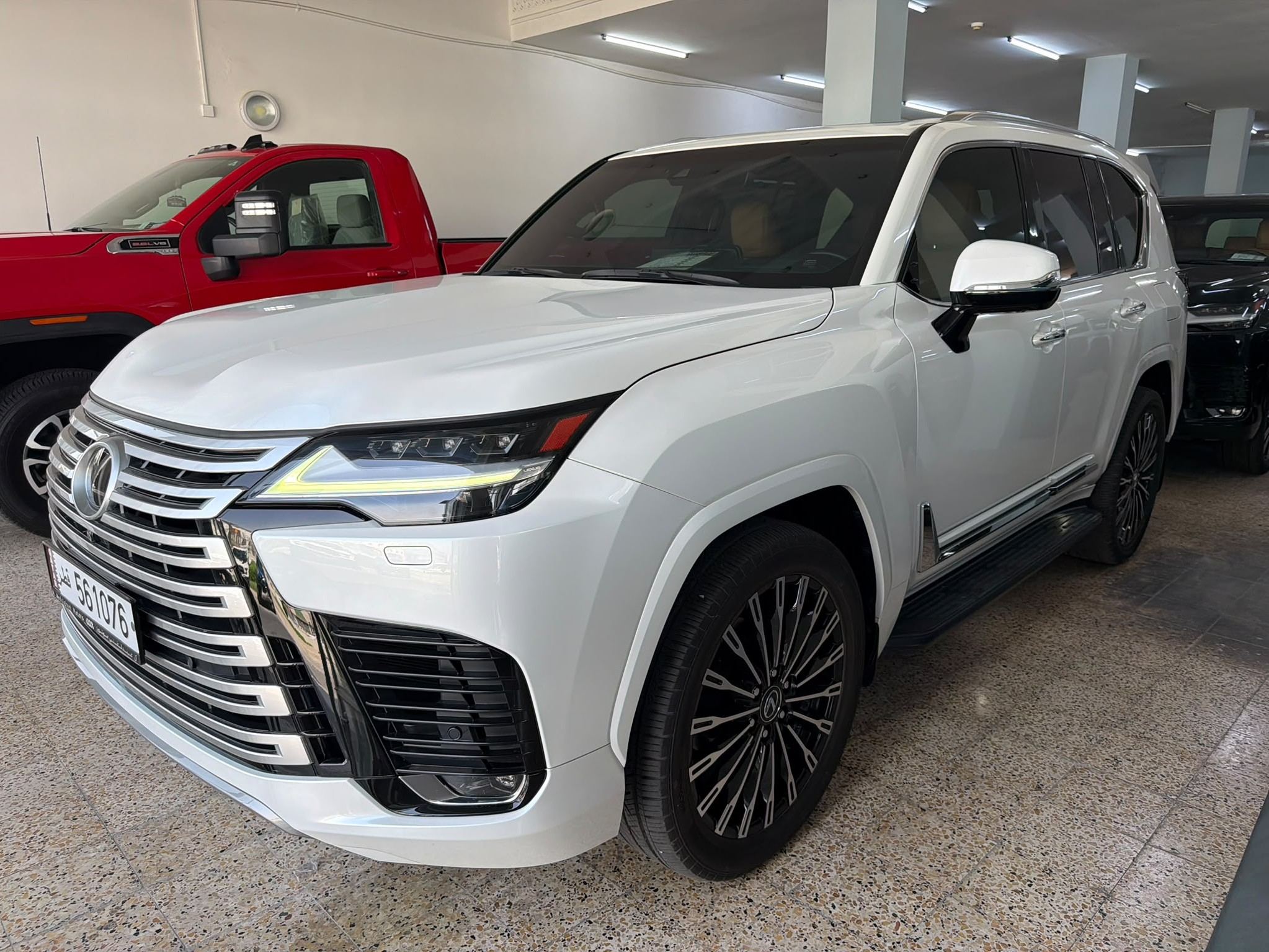 Lexus LX 600 Luxury  2024 - Image 1