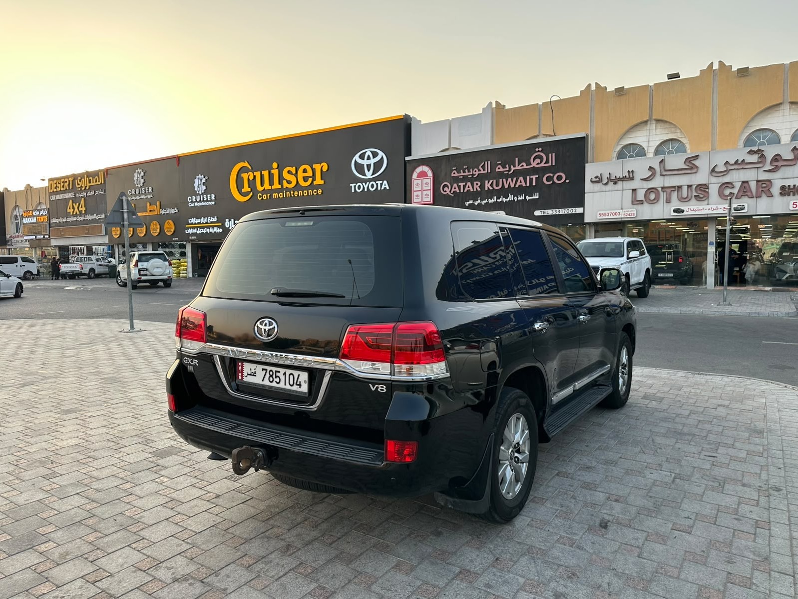 تويوتا لاند كروزر جي اكس ار v8 2019 - Image 3
