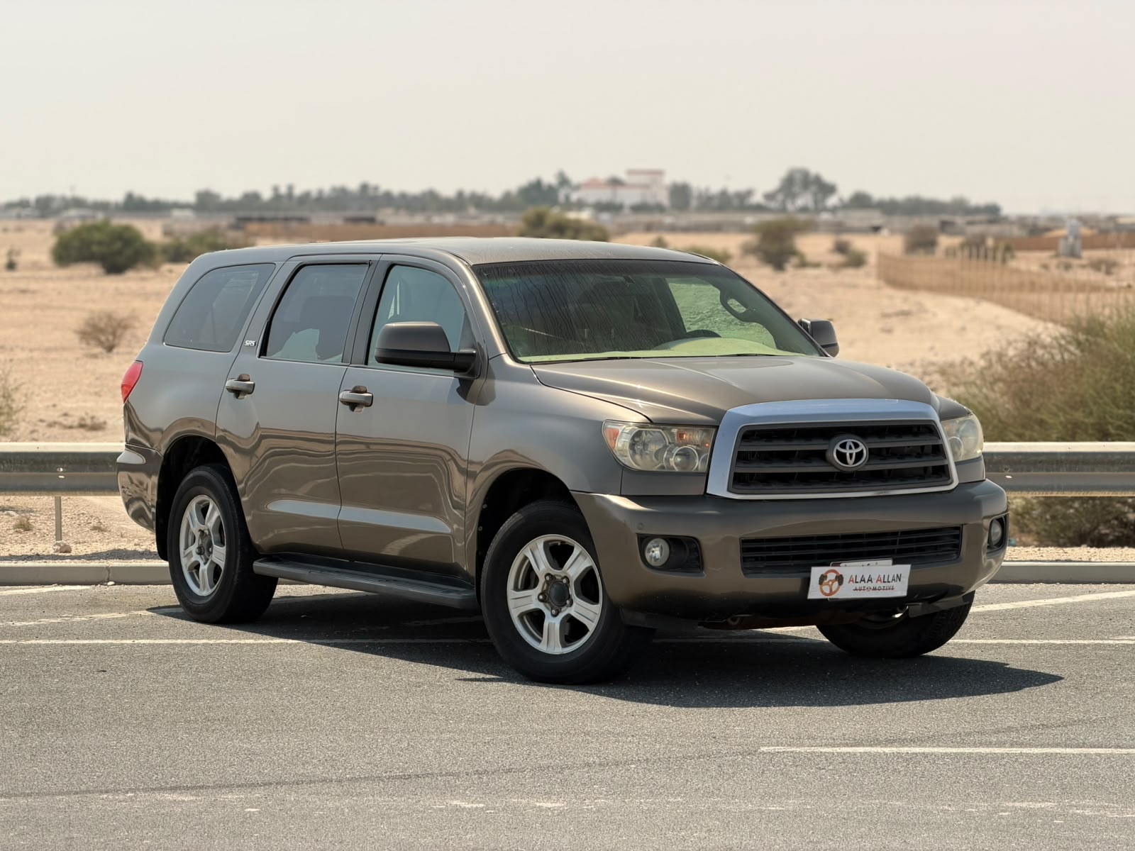 Toyota Sequoia SR5 2012 - Image 1