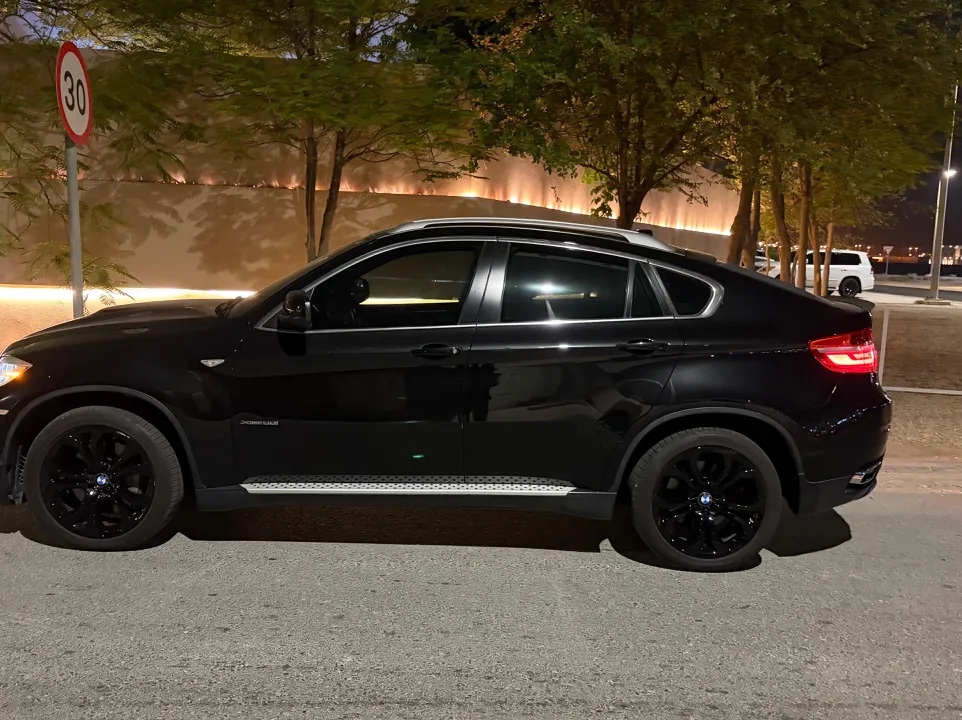 BMW X-Series X6 50i 2013 - Image 4