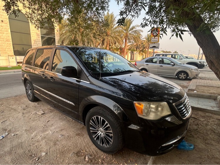 Chrysler Town Country 2013 - Image 4