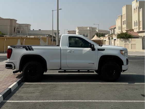 GMC Sierra AT4 2022 - Image 3